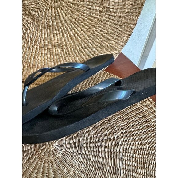 Women’s size 38–39 black flip-flops - Picture 7 of 7